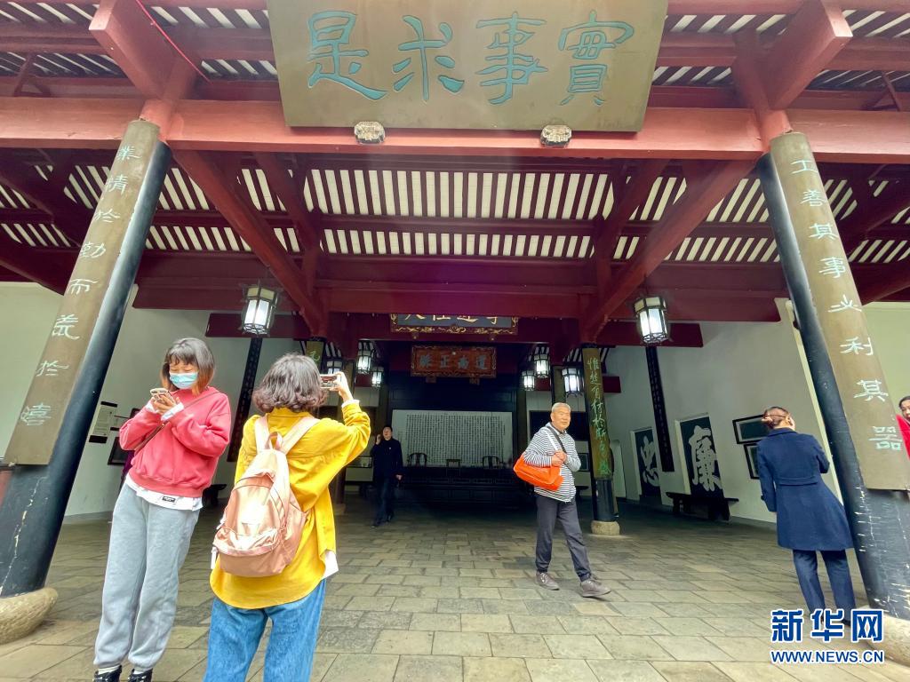 1622621910601344.jpg 1622621910601344.jpg